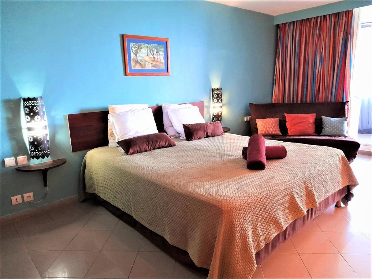 Ilet Bleu Studio Cosy Rdc Vue Mer Et Jardin - Acces Direct Plage Le Gosier  Exterior photo